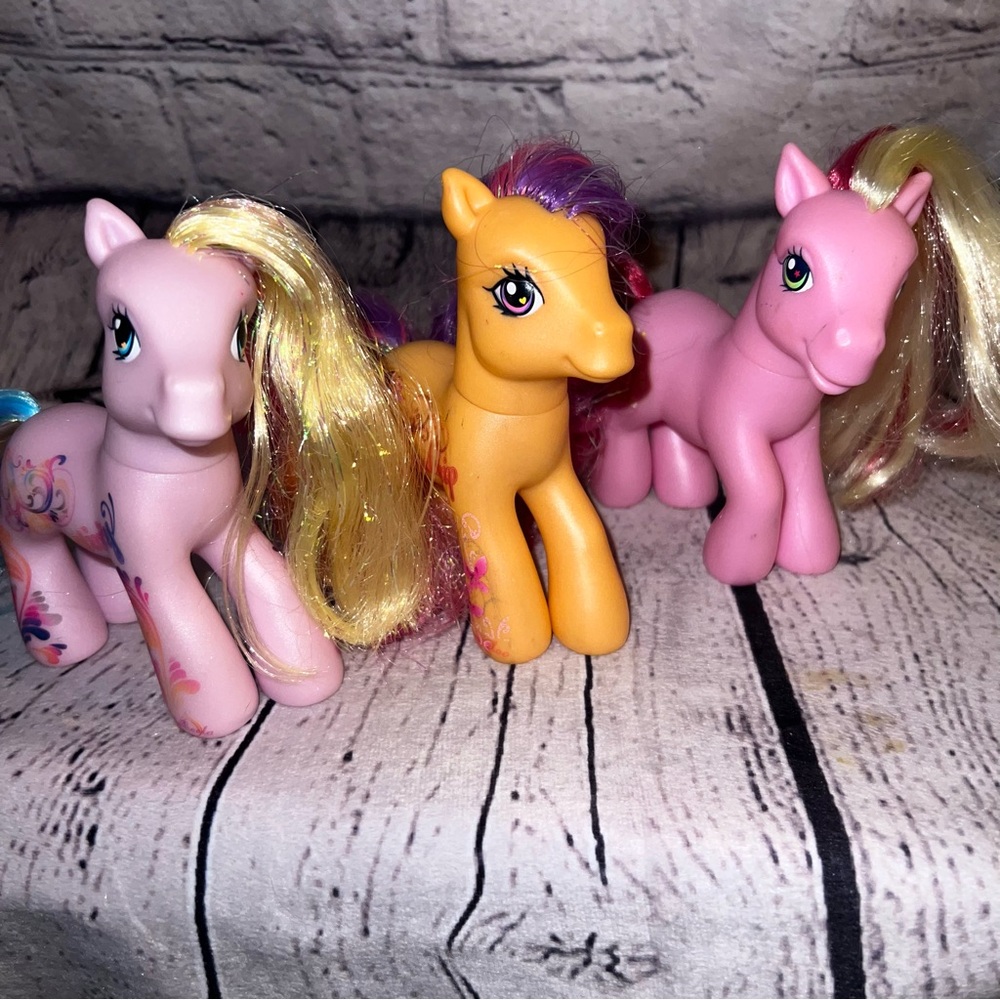 My Little Pony Y2K Era Lot of 3 Ponies Generation 3